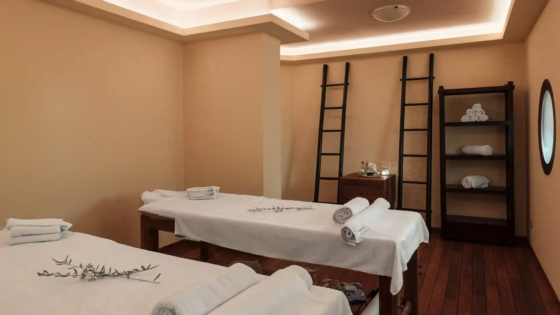 SEAFOS Luxury Resort & Spa Nafplio - Massaggio dei Tessuti Profondi