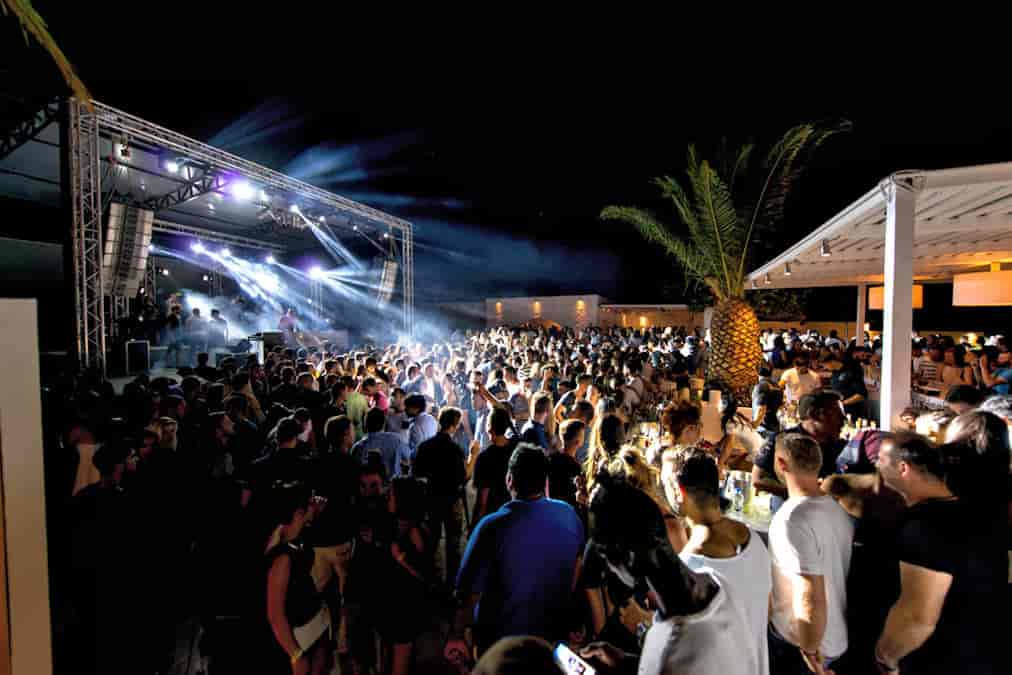 Amphitheatre Club all’aperto