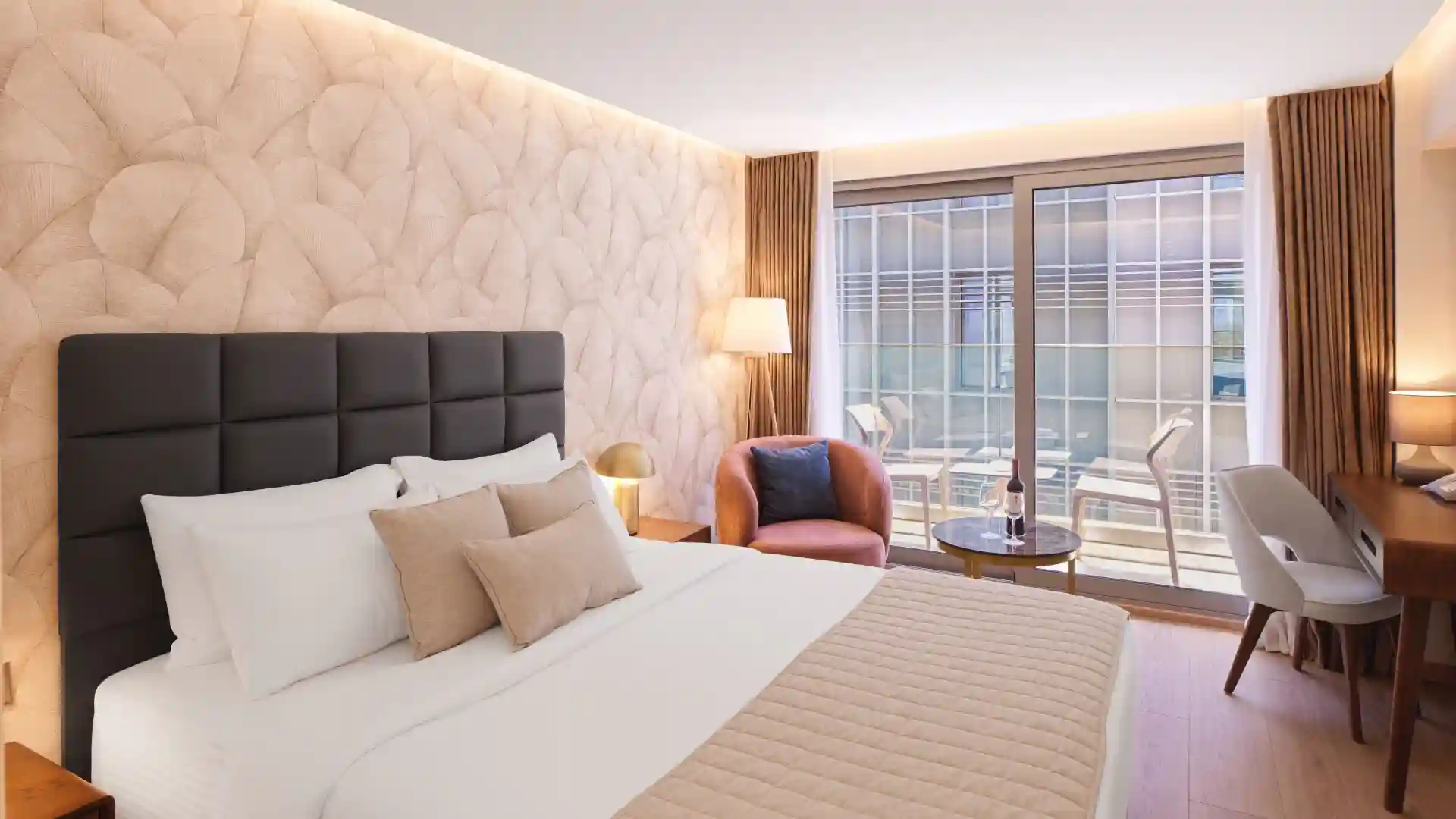 Superior Balcony Room