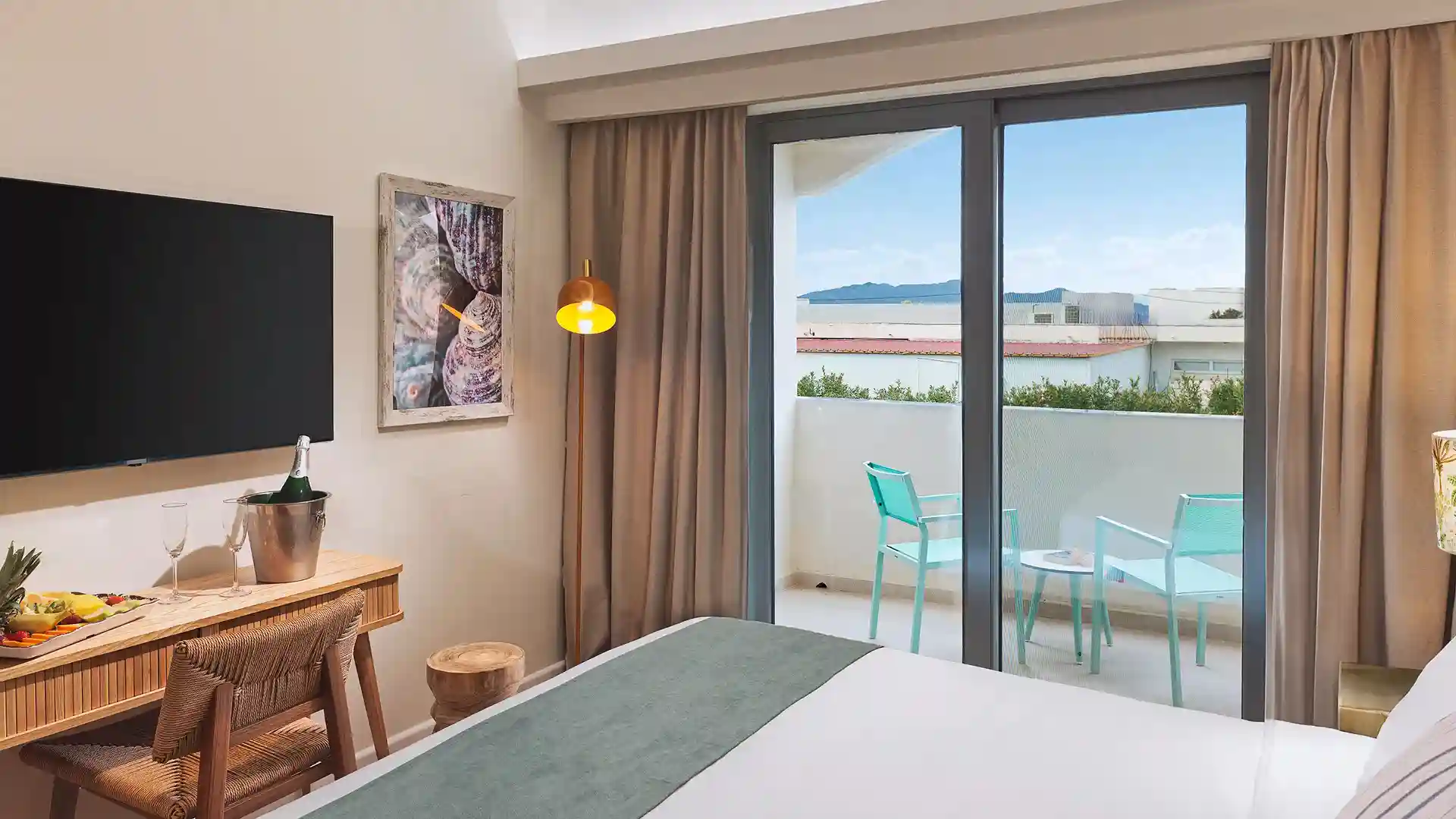 Deluxe Family Garden View