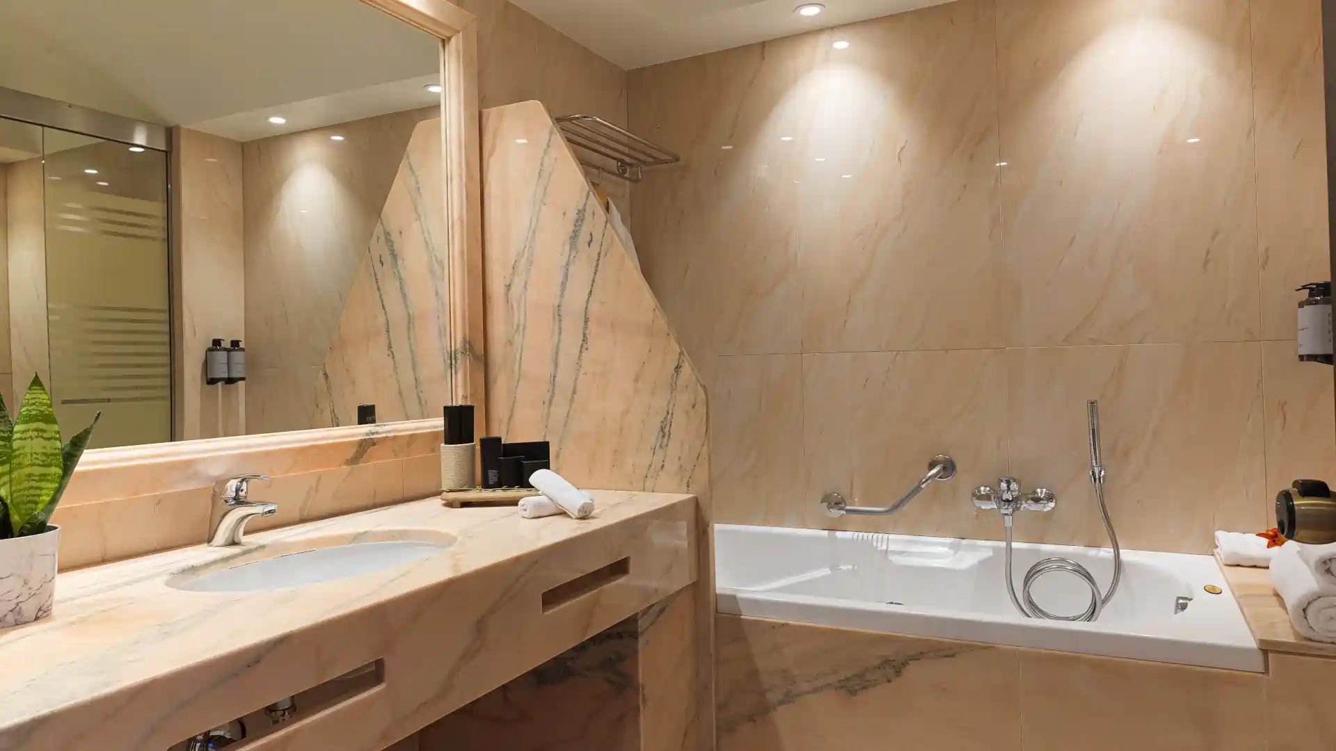 Camera Executive con Piscina Privata
